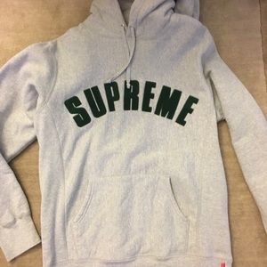 Supreme hoodie